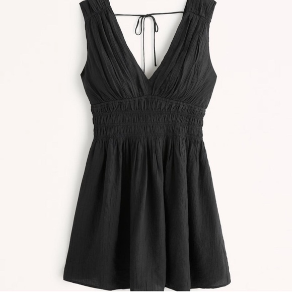 Abercrombie & Fitch Dresses & Skirts - Abercrombie & Fitch- NWT Black Smocked Plunge Crinkle Mini Dress- Sz. M